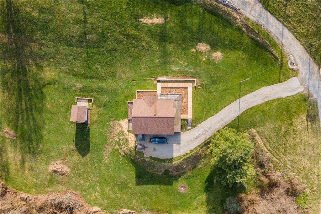 1235 Mounts Road Washington, PA 15301 - Photo 3 of 25