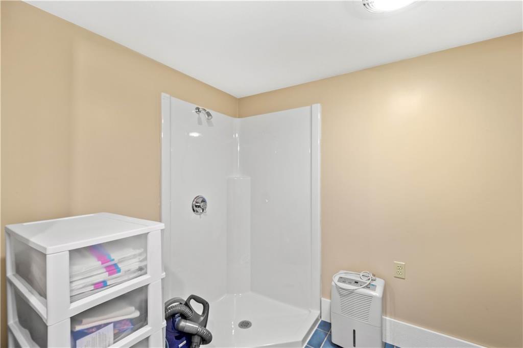 1235 Mounts Road Washington, PA 15301 - Photo 22 of 25