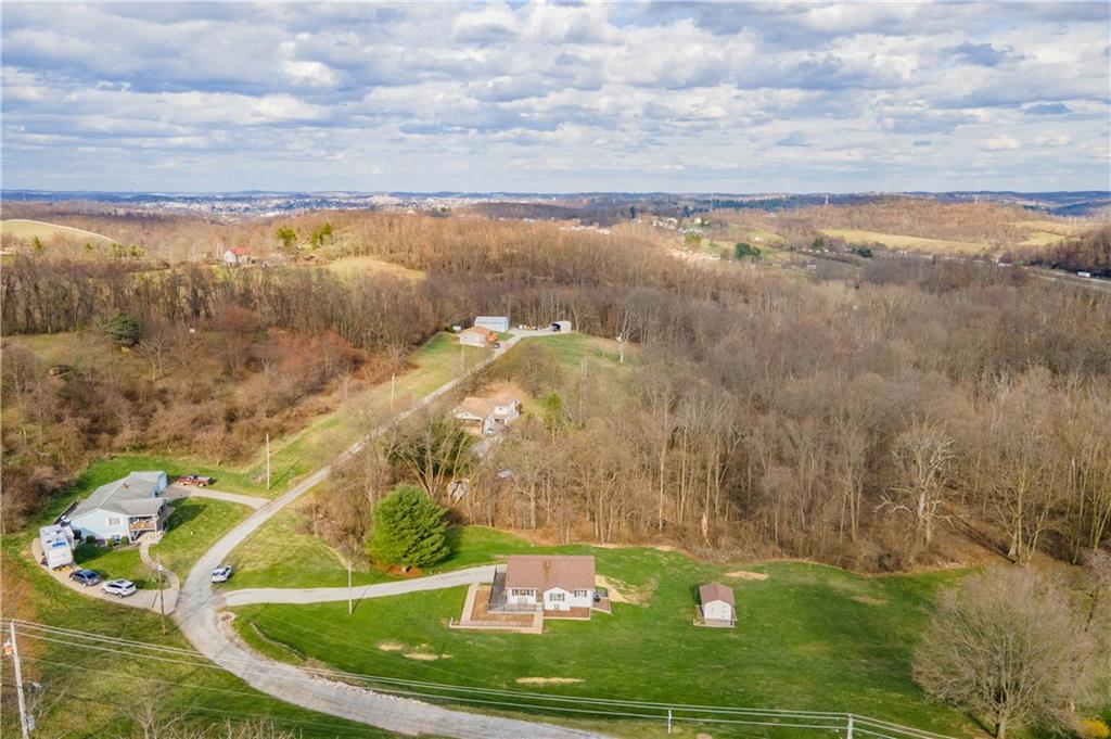 1235 Mounts Road Washington, PA 15301 - Photo 4 of 25