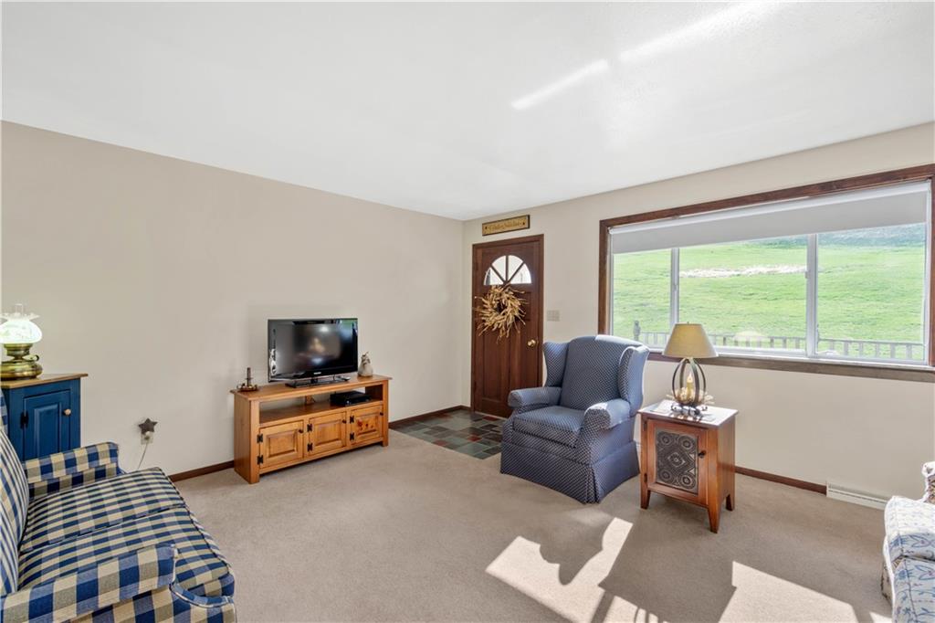 1235 Mounts Road Washington, PA 15301 - Photo 6 of 25