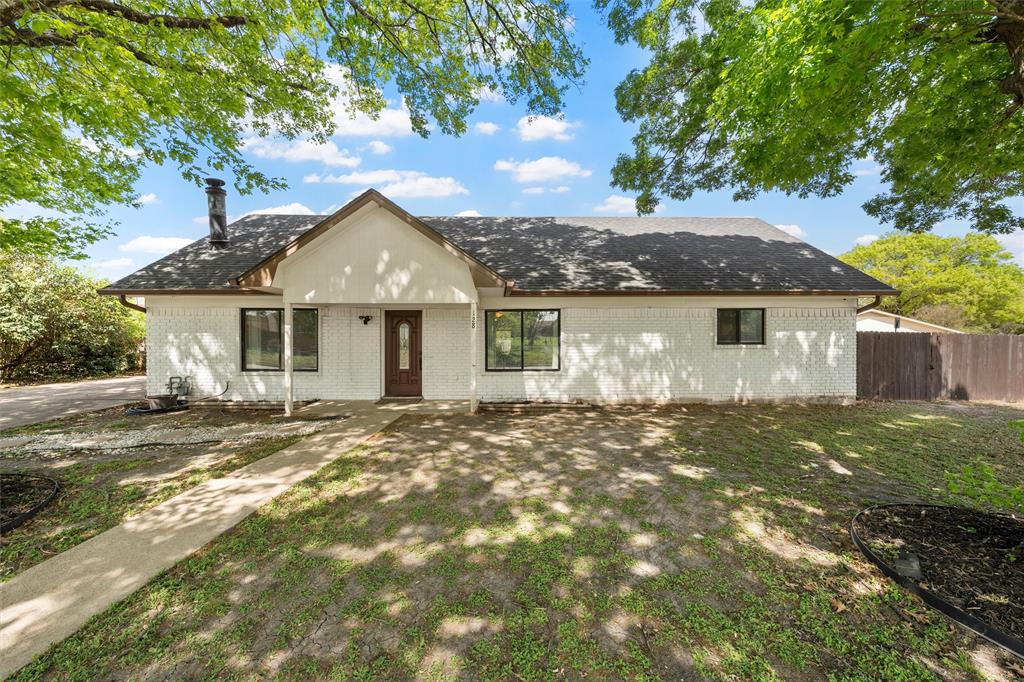128 East Johnson Street Hewitt, TX 76643 - Photo 2 of 40