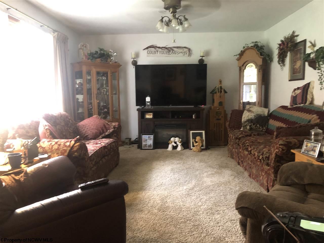 2674 Crooked Run Road Clarksburg, WV 26301 - Photo 10 of 23 Gallery Image 10