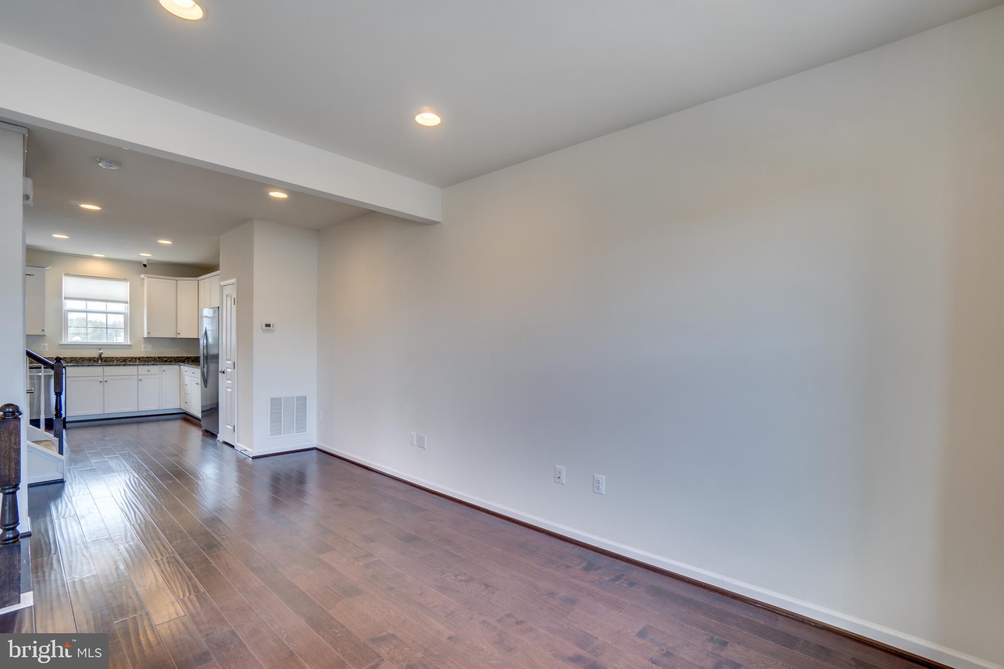 8385 Scotland Loop, Unit 68 Manassas, VA 20109 - Photo 15 of 30 dining area