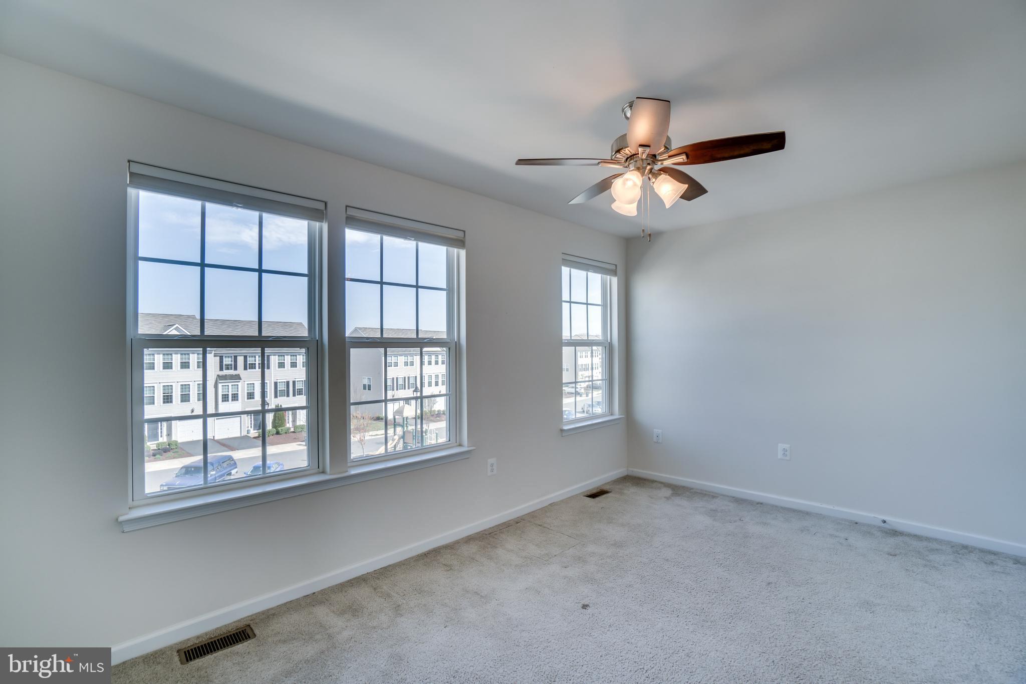 8385 Scotland Loop, Unit 68 Manassas, VA 20109 - Photo 25 of 30 Bedroom1