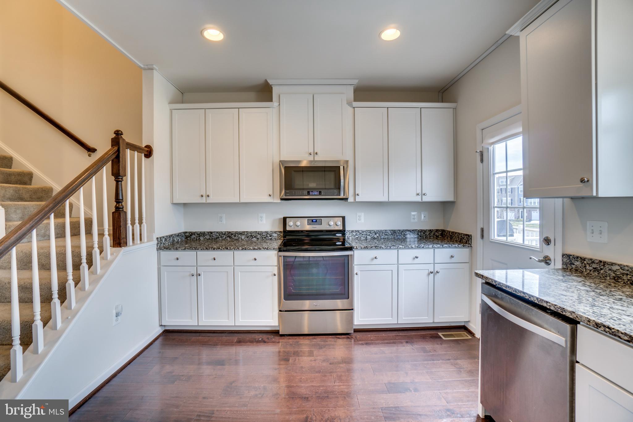 8385 Scotland Loop, Unit 68 Manassas, VA 20109 - Photo 5 of 30 Kitchen
