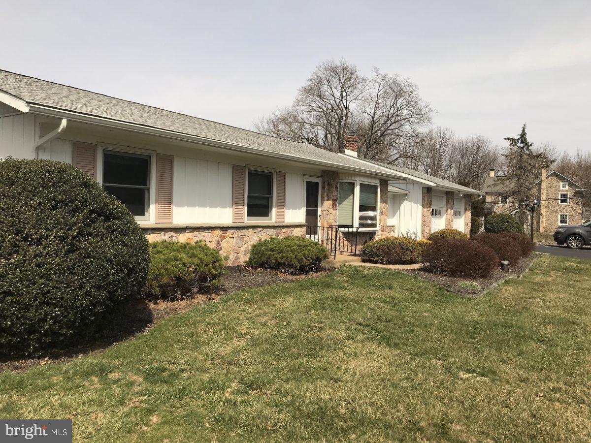 2046 North Ridge Road Perkasie, PA 18944 - Photo 3 of 15