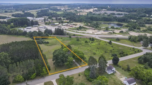 $100,000 | 742 Paluster Street, Cadillac, MI 49601