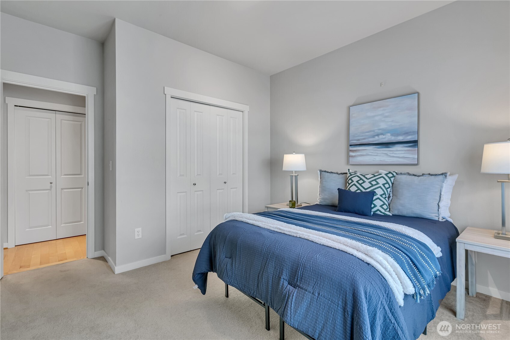 35316 Southeast Ridge Street, Unit B Snoqualmie, WA 98065 - Photo 14 of 33 Gallery Image 14