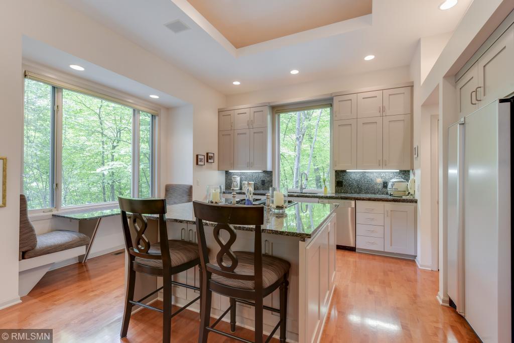 4805 Rustic Way Excelsior, MN 55331 - Photo 12 of 41