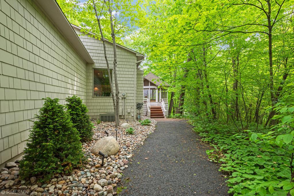 4805 Rustic Way Excelsior, MN 55331 - Photo 33 of 41