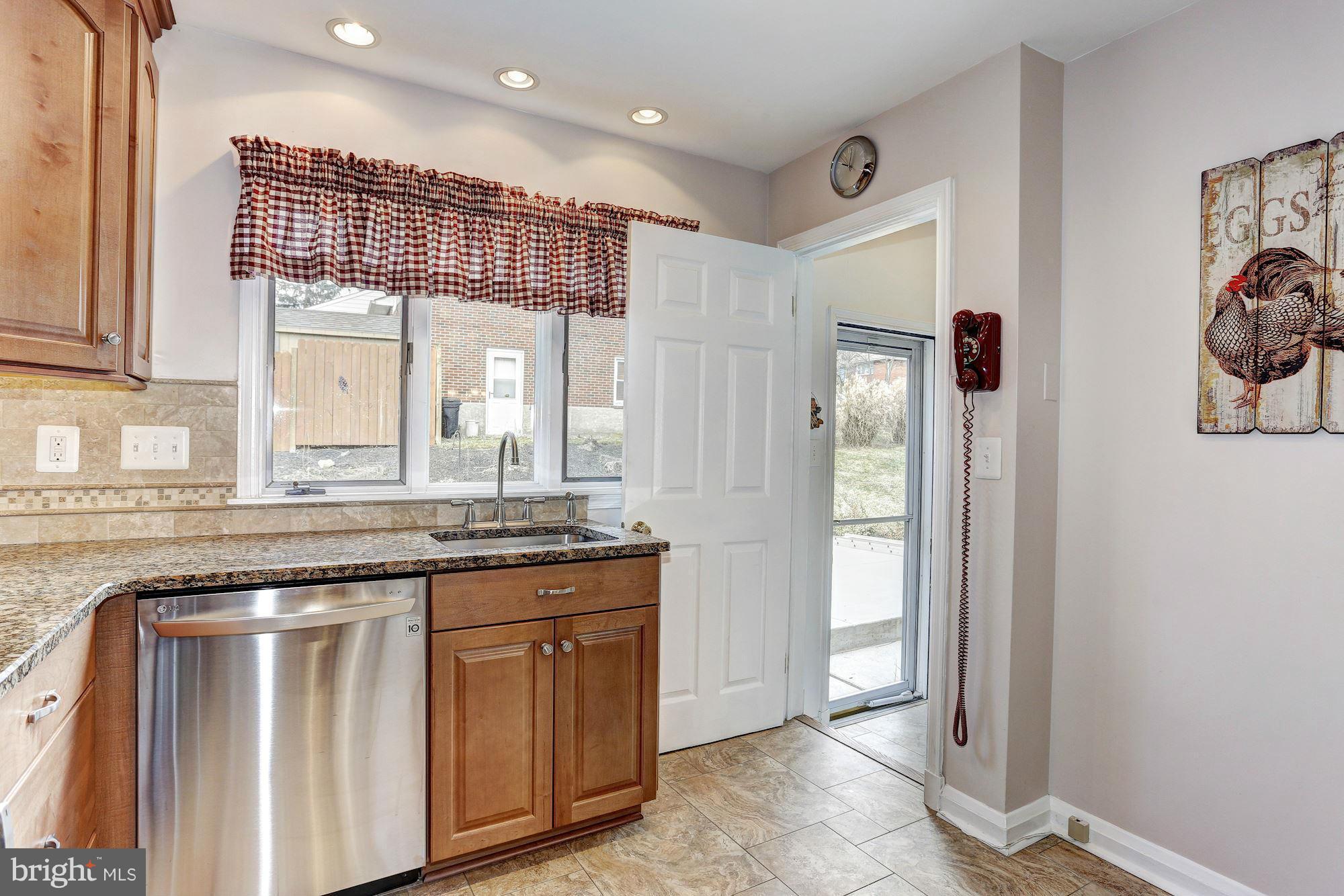 530 Brook Road Baltimore, MD 21286 - Photo 13 of 30 Kitchen