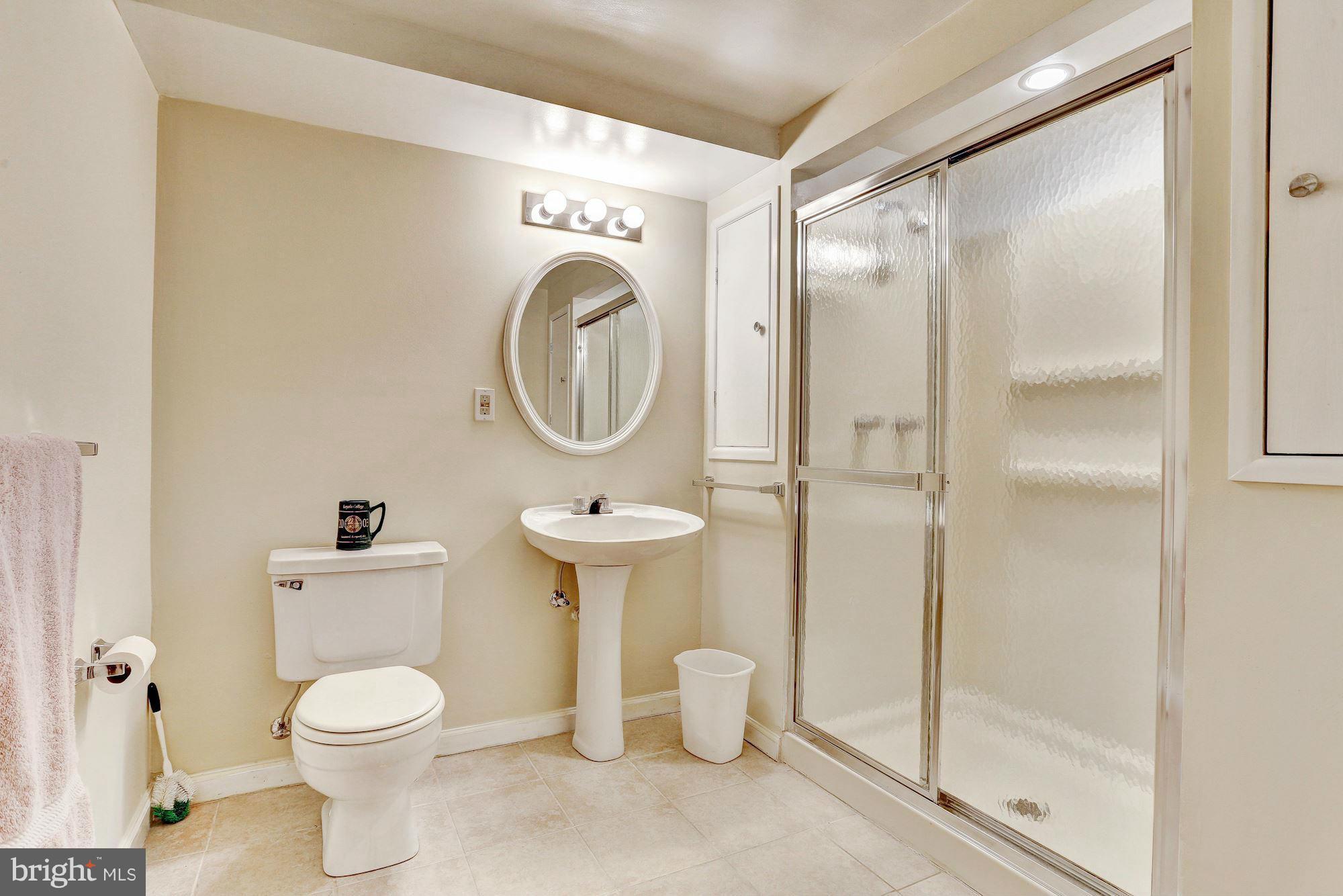 530 Brook Road Baltimore, MD 21286 - Photo 23 of 30 Bath