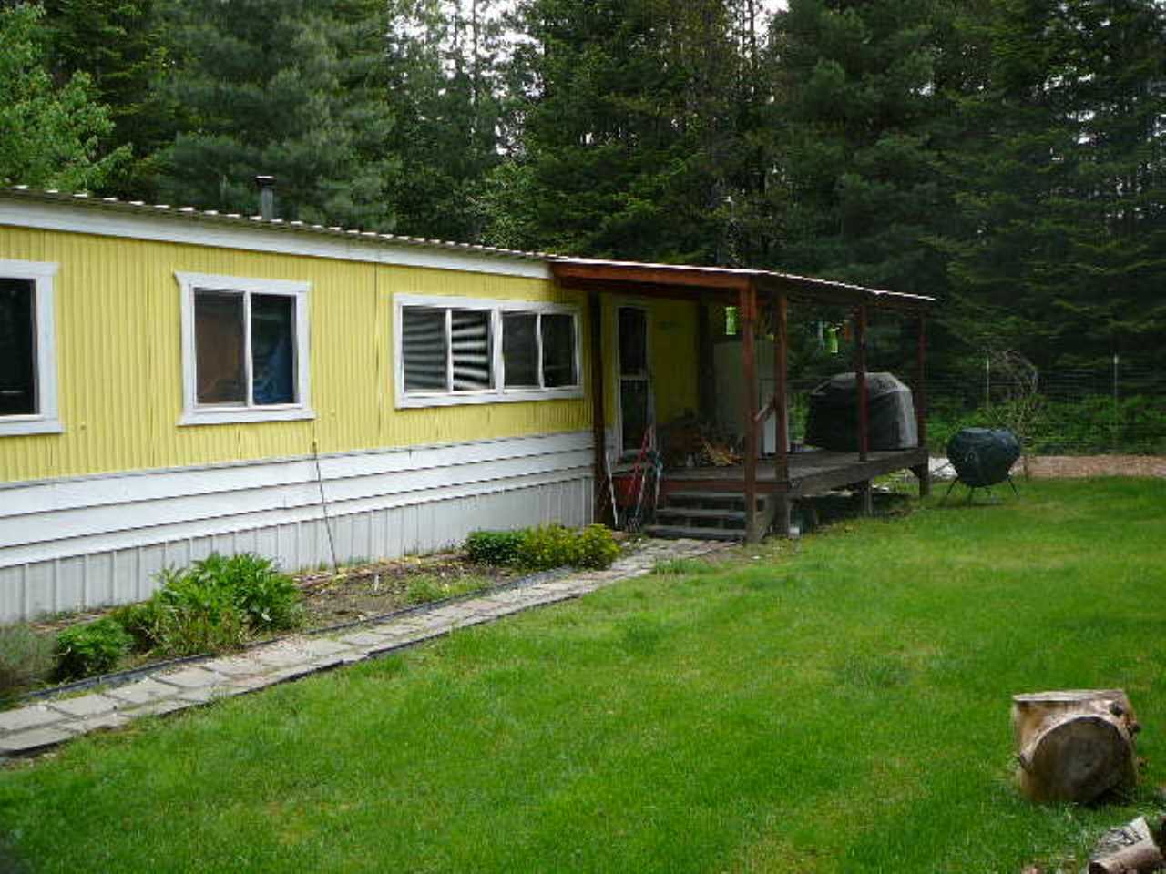 4879 Merritt Road Clayton, WA 99110 - Photo 1 of 14