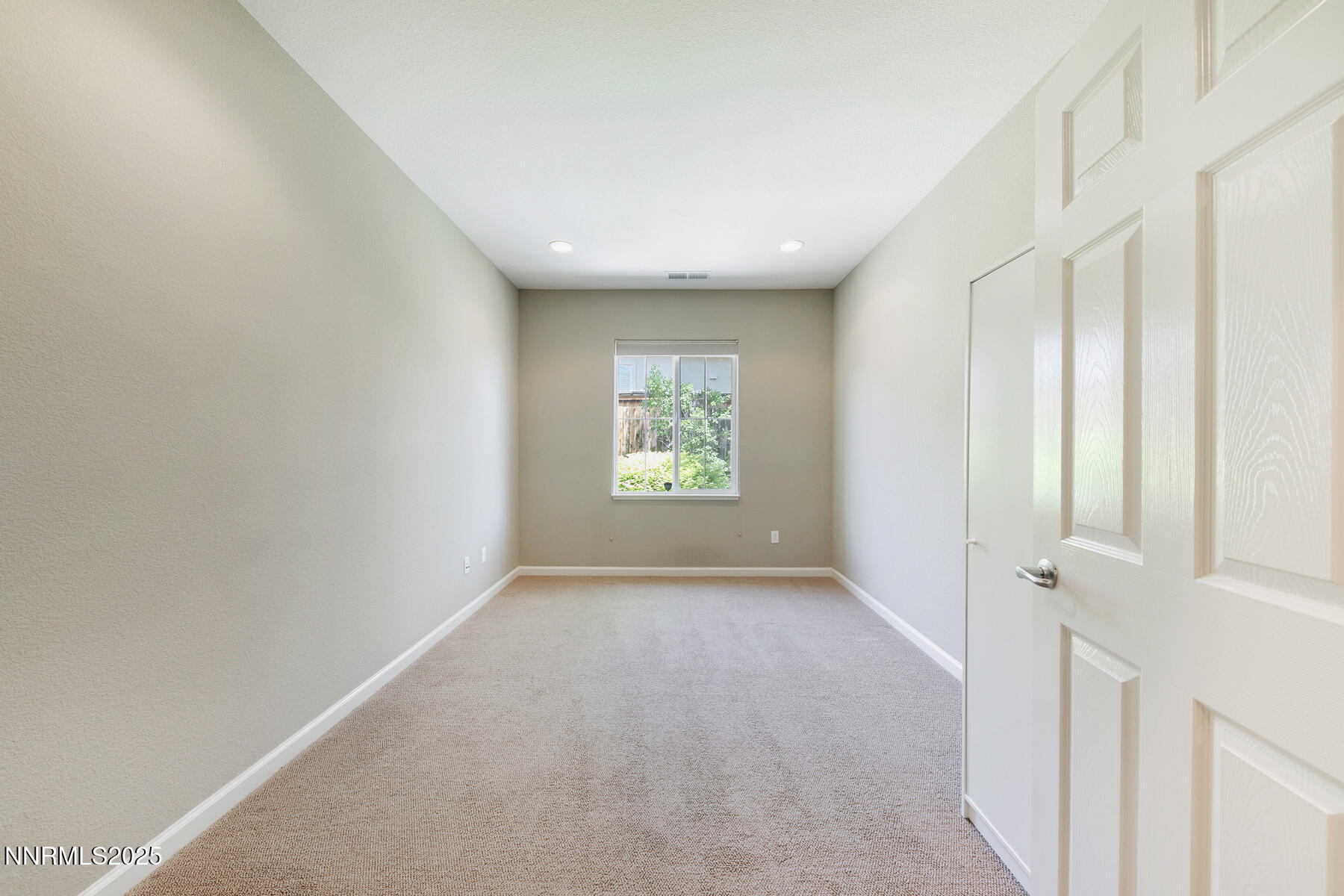 8890 Chipshot Trail Reno, NV 89523 - Photo 27 of 36 an empty room with windows