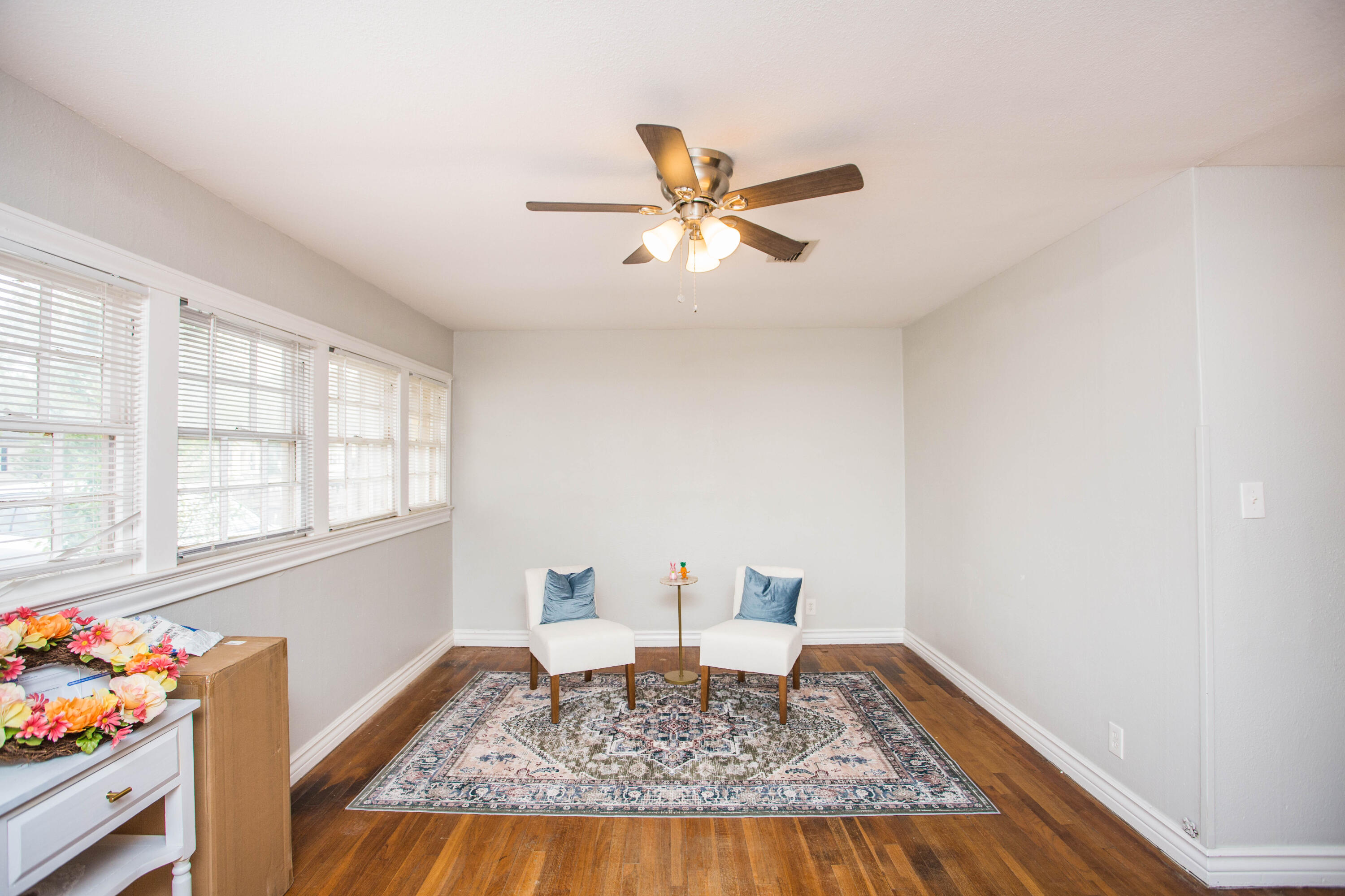 2408 32nd Street Lubbock, TX 79411 - Photo 3 of 31 5V2A7965