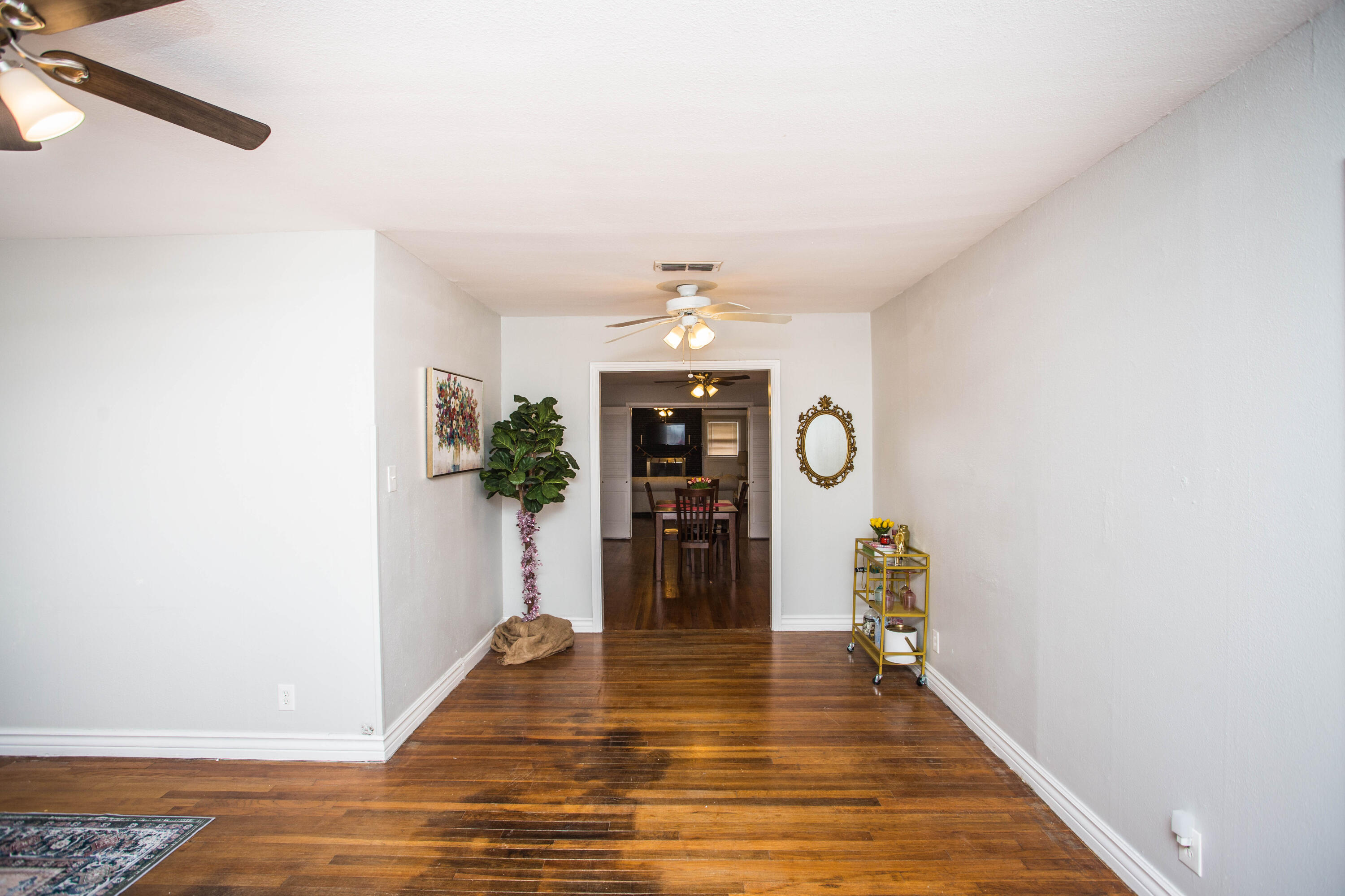 2408 32nd Street Lubbock, TX 79411 - Photo 5 of 31 5V2A7987