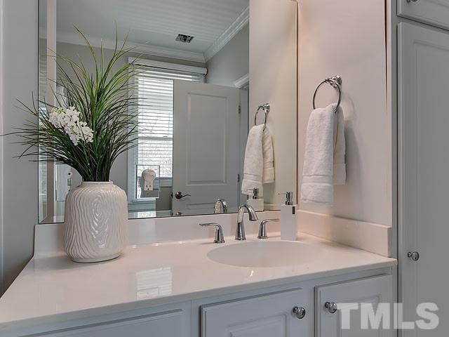 2929 Claremont Road Raleigh, NC 27608 - Photo 17 of 25