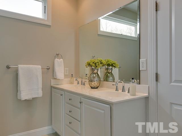 2929 Claremont Road Raleigh, NC 27608 - Photo 18 of 25