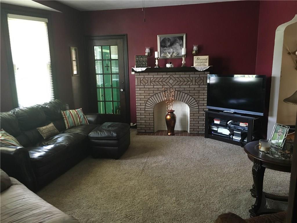 235 Elm Road Ambridge, PA 15003 - Photo 4 of 25 Gallery Image 4