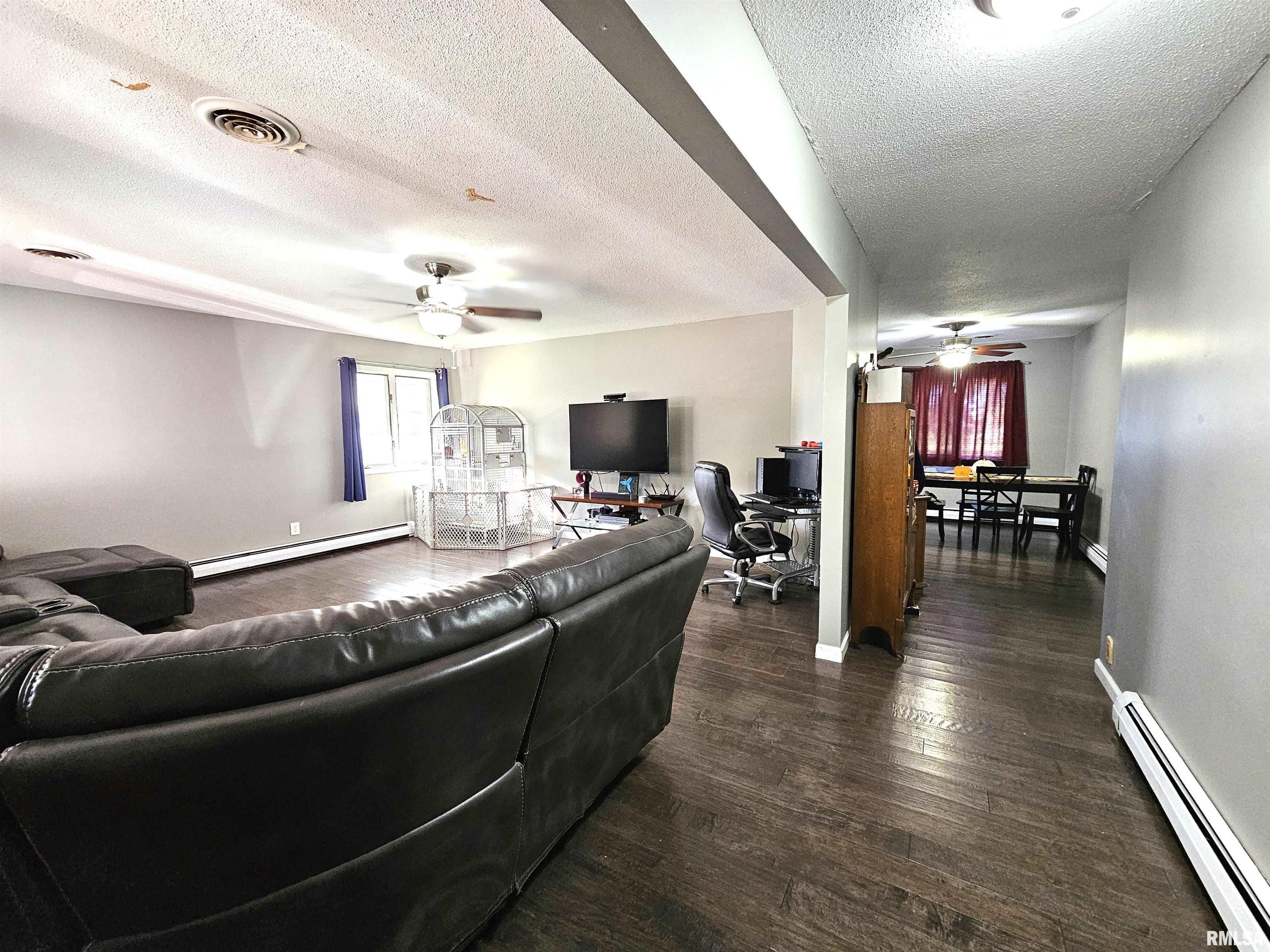 505 West Washington Street Athens, IL 62613 - Photo 3 of 15 Gallery Image 3