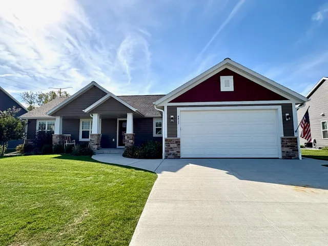 $529,900 | 8425 Westminster Drive, Sturtevant, WI 53177