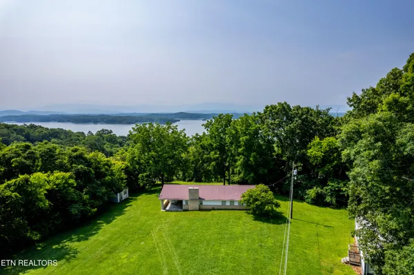 $549,000 | 2825 P V T Way, Dandridge, TN 37725