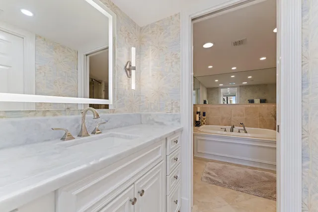 $2,350,000 | 19670 South Beach Road, Unit B303, Jupiter, FL 33469