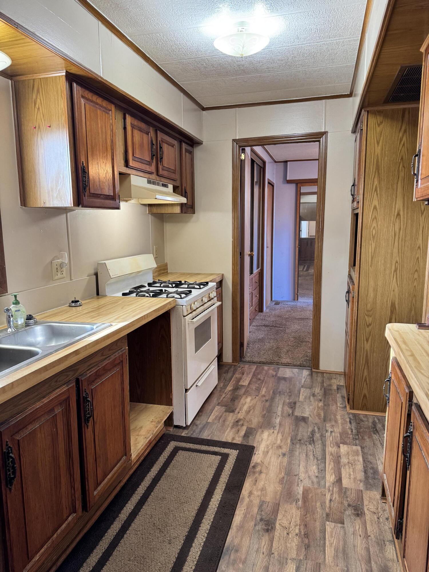 1100 South Main Street, Unit 171 Adrian, MI 49221 - Photo 13 of 23 IMG_7253