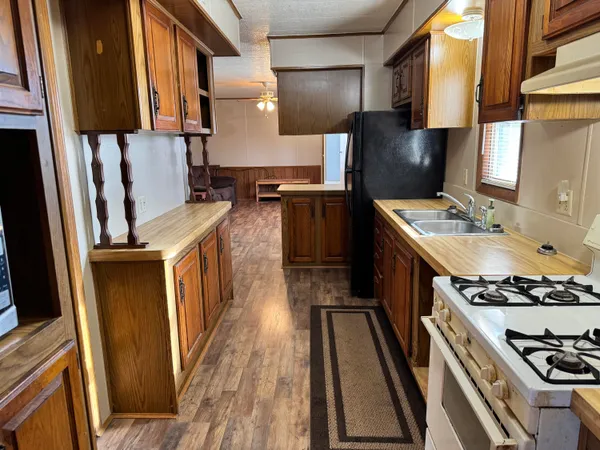 $25,000 | 1100 South Main Street, Unit 171, Adrian, MI 49221