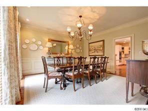 2510 Sedley Road Charlotte, NC 28211 - Photo 4 of 16 Gallery Image 4