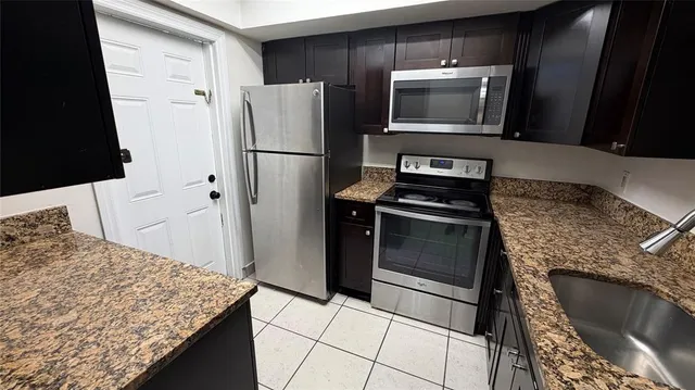 $1,850 | 4061 Northwest 9th Avenue, Unit 105, Deerfield Beach, FL 33064