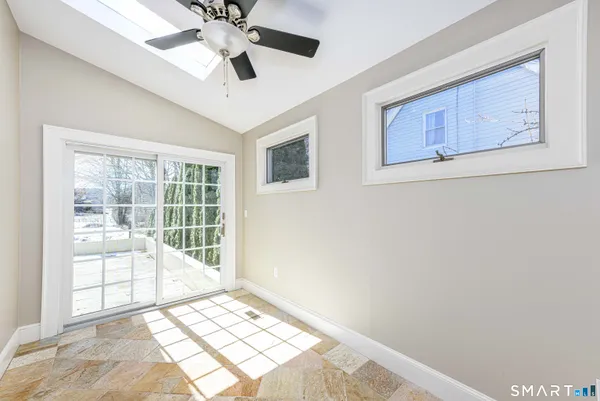 $2,900 | 186 School Street, Hamden, CT 06518