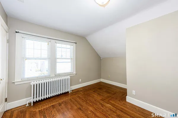 $2,900 | 186 School Street, Hamden, CT 06518