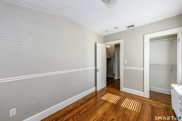 $2,900 | 186 School Street, Hamden, CT 06518