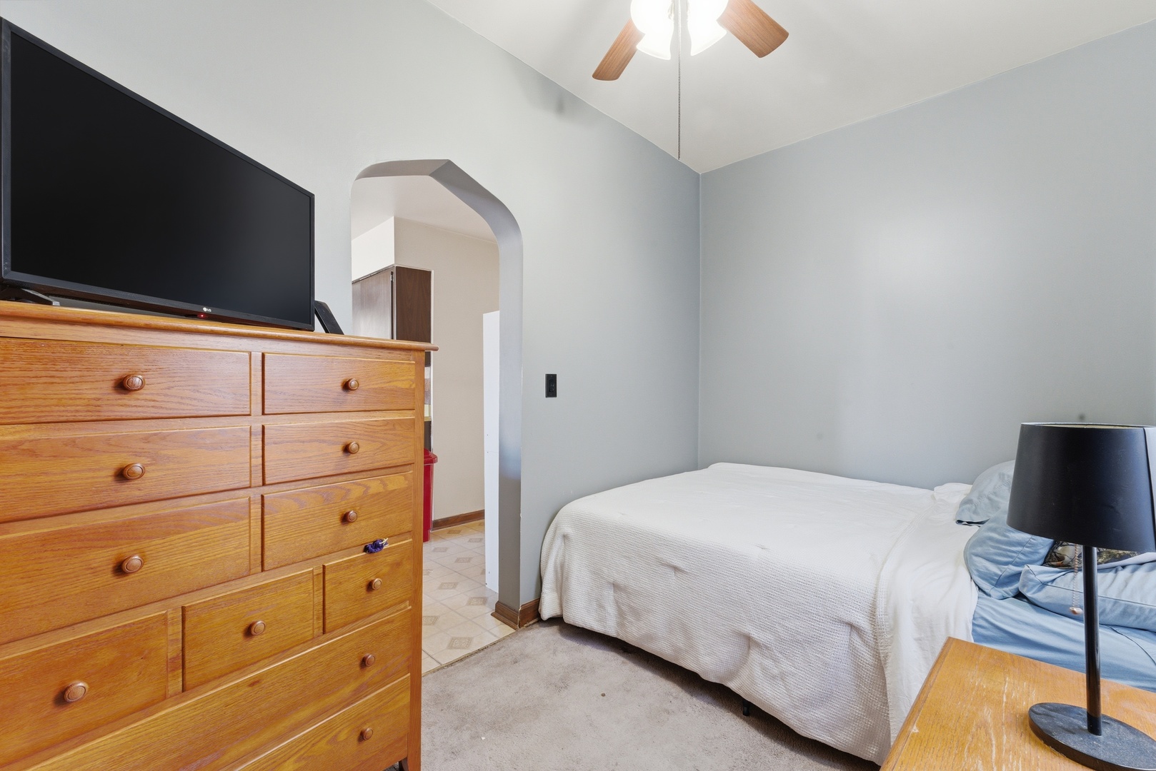3820 West George Street Chicago, IL 60618 - Photo 9 of 36