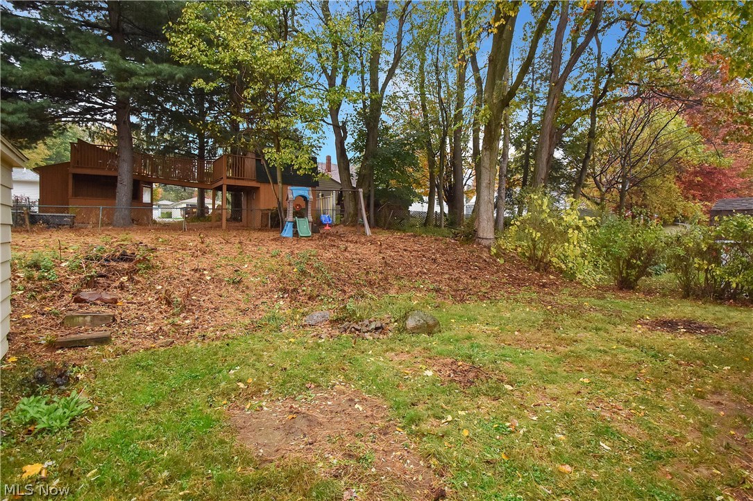 392 Rutland Street Akron, OH 44305 - Photo 15 of 18 Gallery Image 15