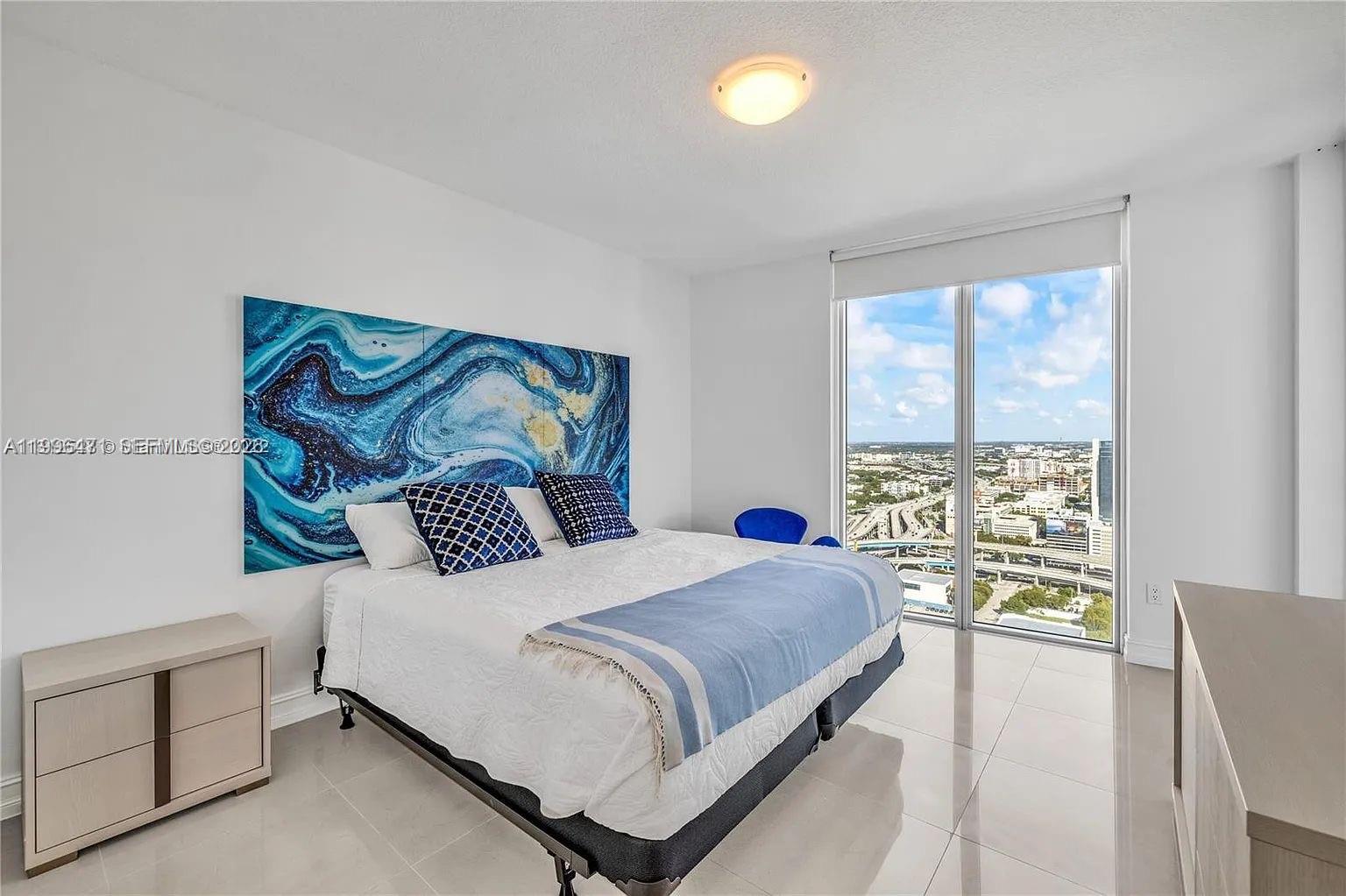 185 Southwest 7th Street, Unit 3611 Miami, FL 33130 - Photo 13 of 14 3rd
