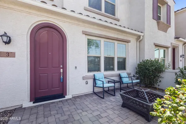 $489,000 | 4077 South Sabrina Drive, Unit 3, Chandler, AZ 85248