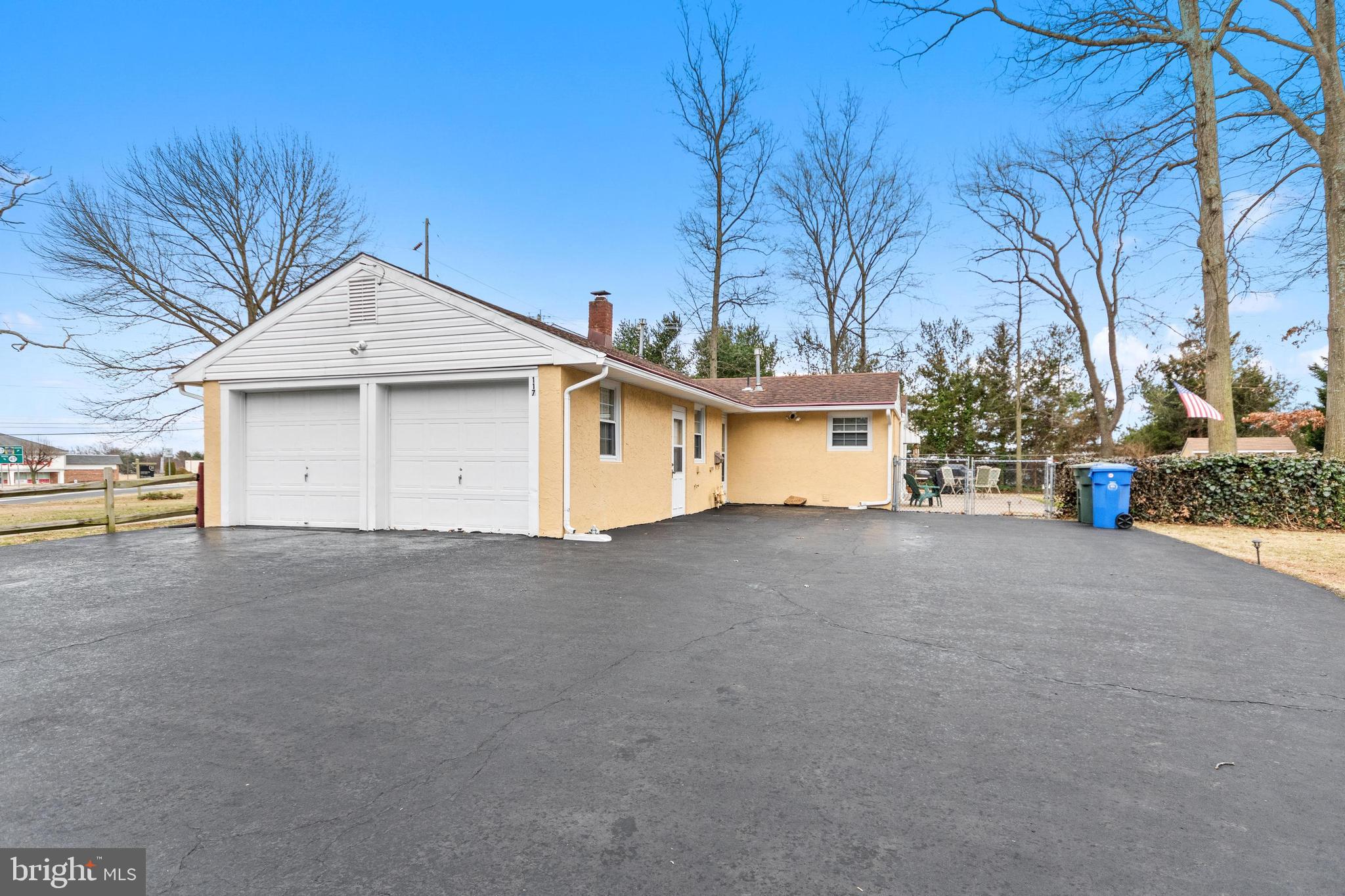 117 Monroe Avenue Glassboro, NJ 08028 - Photo 4 of 31