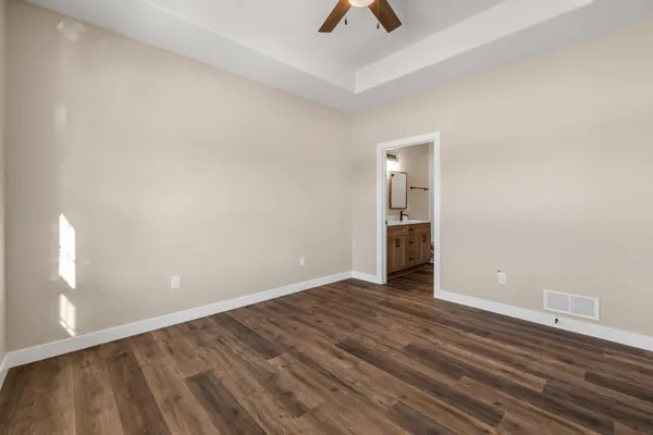 $364,900 | 1830 Woodland Way, Unit 4304, Slinger, WI 53086