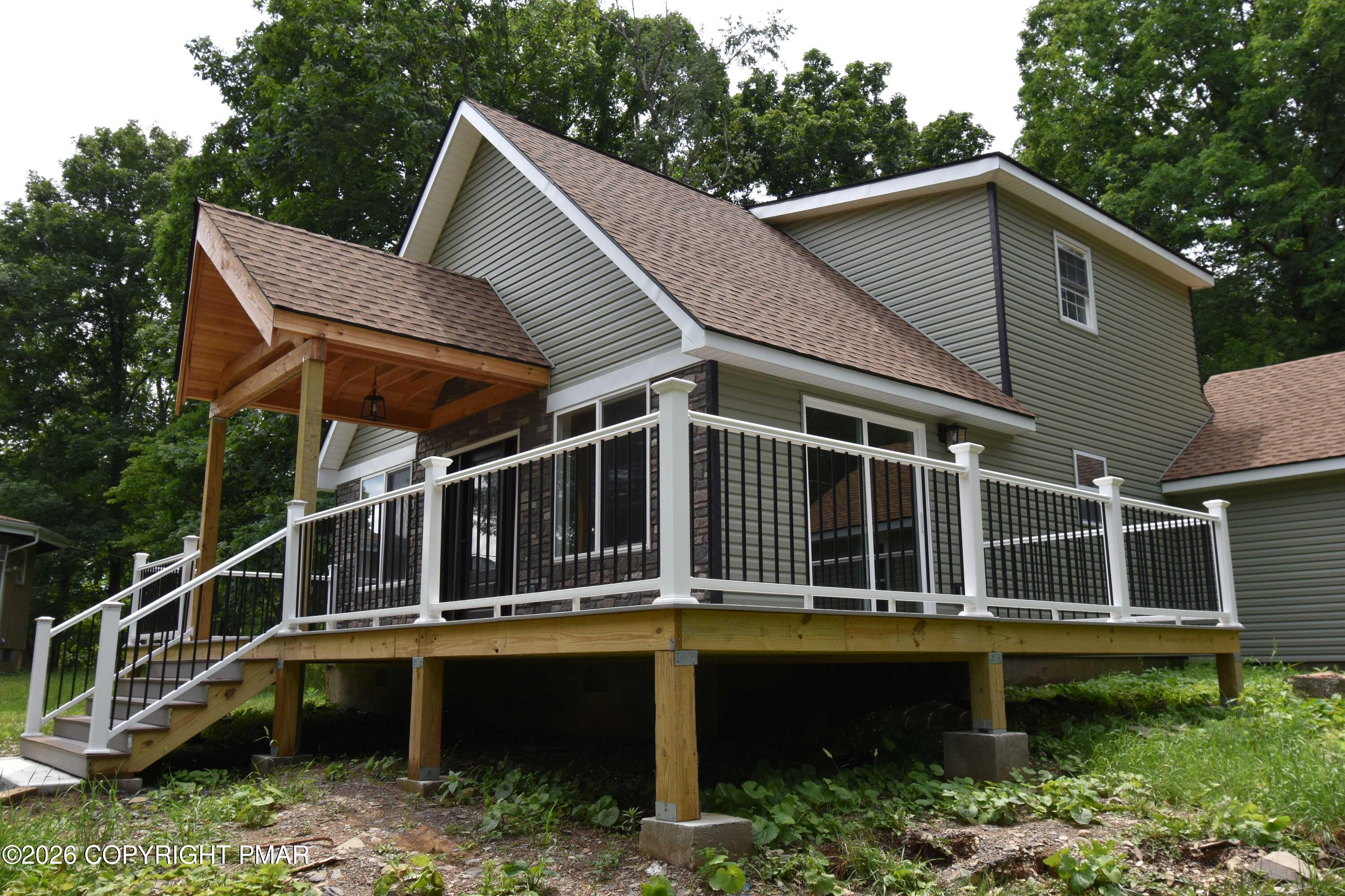 108 Stag Court Bushkill, PA 18324 - Photo 7 of 29 front deck
