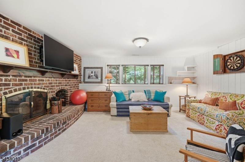 38 West Main Street Mendham, NJ 07945 - Photo 28 of 44