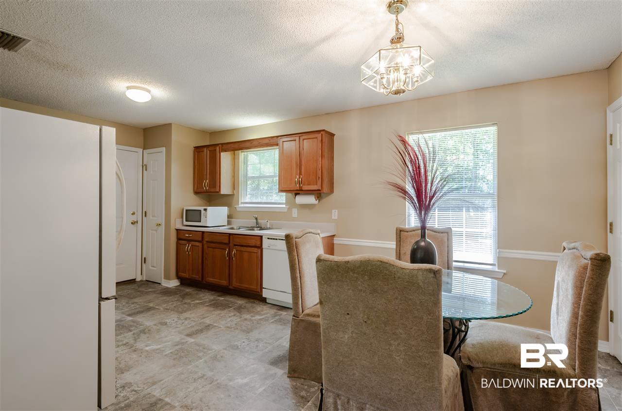 5481 Drexel Drive Theodore, AL 36582 - Photo 10 of 20