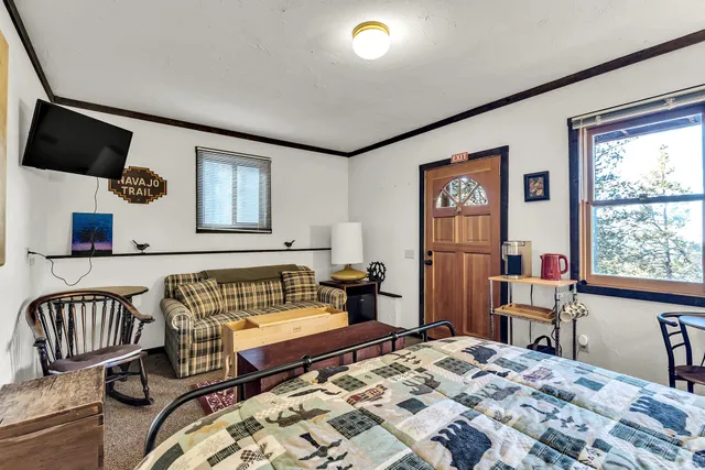 $475,000 | 25121 Pine Cove Road, Idyllwild, CA 92549