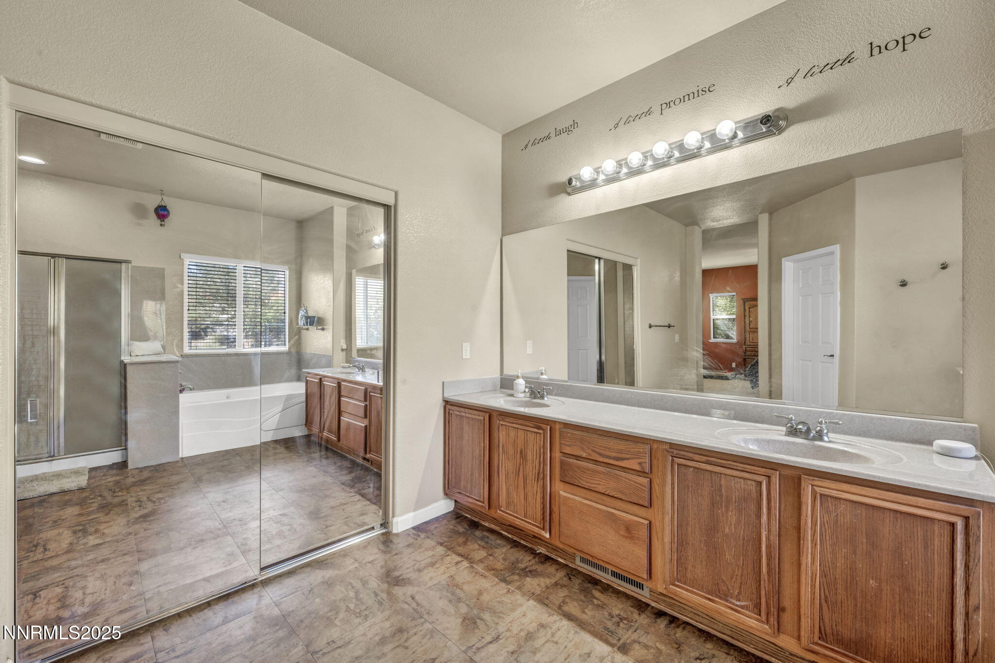 20999 Cameron Court Reno, NV 89508 - Photo 16 of 54 50-web-or-mls-20999-cameron-ct