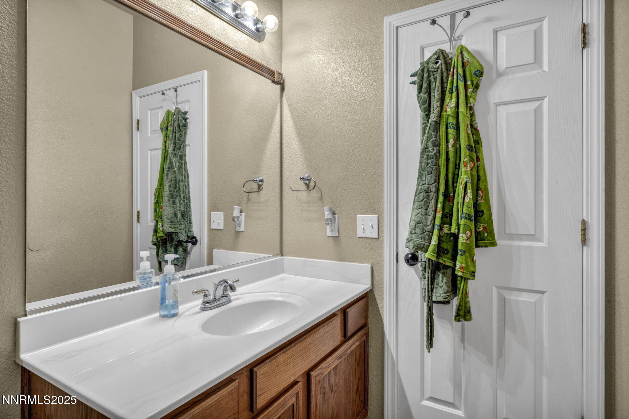 20999 Cameron Court Reno, NV 89508 - Photo 35 of 54 44-web-or-mls-20999-cameron-ct