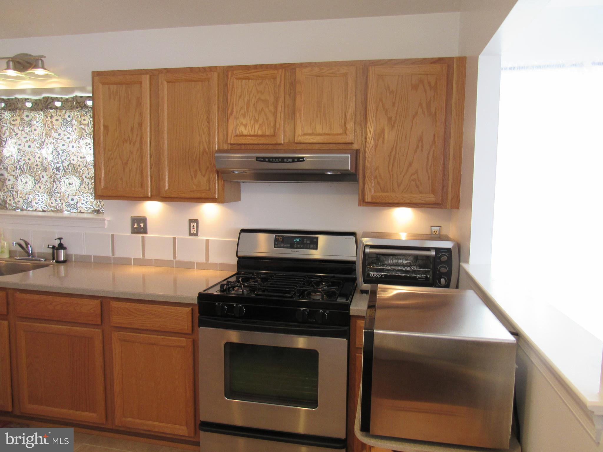 7336 Dungan Road, Unit B Philadelphia, PA 19111 - Photo 11 of 37 Gallery Image 11