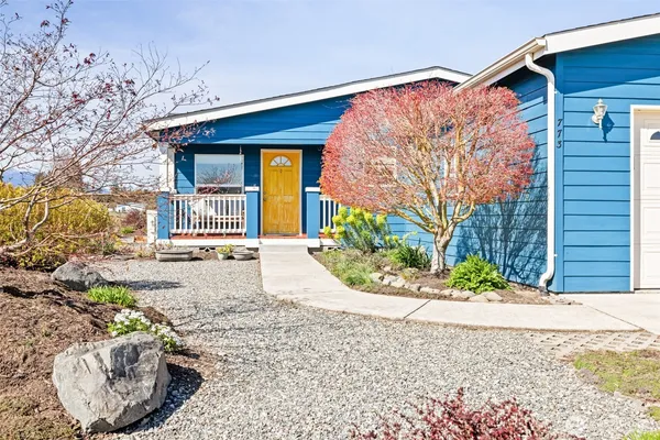 $299,950 | 773 West Heritage Loop, Unit 54, Sequim, WA 98382