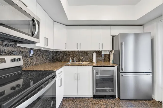 $189,800 | 1967 South Ocean Boulevard, Unit 104, Lauderdale-by-the-Sea, FL 33062