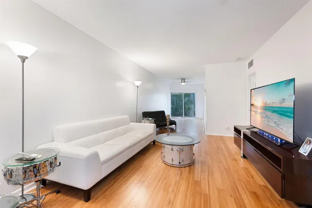 $189,800 | 1967 South Ocean Boulevard, Unit 104, Lauderdale-by-the-Sea, FL 33062